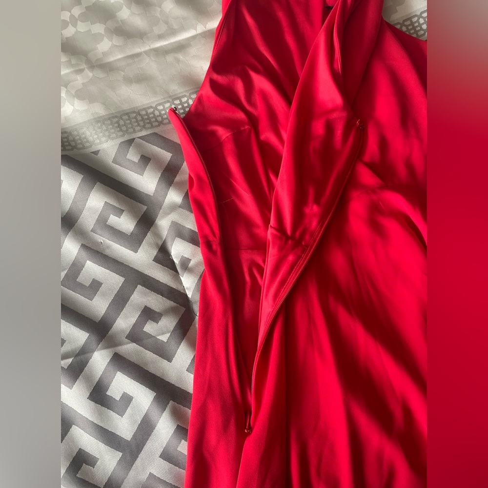Red dress❤️ - Picture 4 of 7